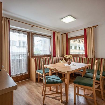 Gastehaus Amor Apartment Mayrhofen Exterior photo